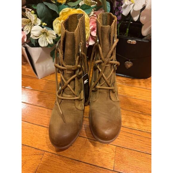 nwob Joan of Arctic Wedge ll tan Ankle waterproof boots size eu 38 us 7 (bot1400 - Picture 2 of 10